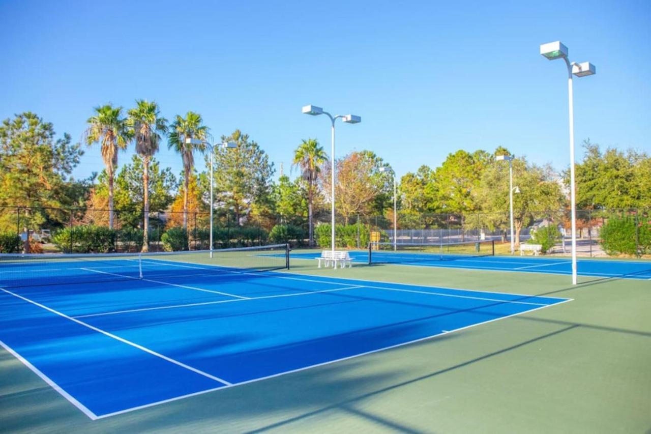 Florida Poolside Paradise With Tennis And Gym Apartment Дестин Екстериор снимка